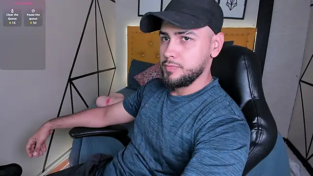 Snapshot of Marcus_Soler chatting on February 20, 2026, 1:24 pm Marcus Soler online show from February 20, 2026, 1:24 pm