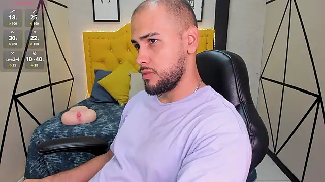 Snapshot of Marcus_Soler chatting on February 28, 2026, 1:55 pm Marcus Soler online show from February 28, 2026, 1:55 pm