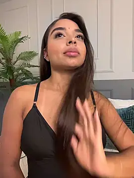 Snapshot of AnnyVega_ chatting on December 2, 2025, 9:16 pm AnnyVega online show from December 2, 2025, 9:16 pm