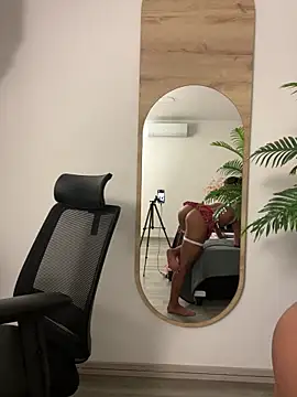 Snapshot of AnnyVega_ chatting on November 11, 2025, 10:15 pm AnnyVega online show from November 11, 2025, 10:15 pm