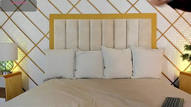 Snapshot of cocoamore chatting on November 21, 2025, 11:20 am cocoamore online show from November 21, 2025, 11:20 am