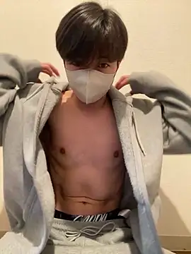 Snapshot of Yuma0718 chatting on March 1, 2026, 6:35 am Yuma0718 online show from March 1, 2026, 6:35 am