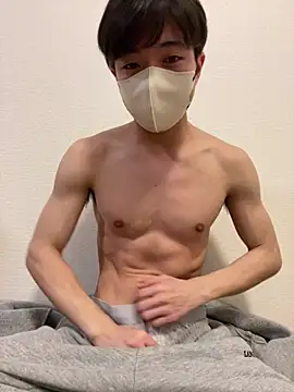 Snapshot of Yuma0718 chatting on February 25, 2026, 10:04 am Yuma0718 online show from February 25, 2026, 10:04 am