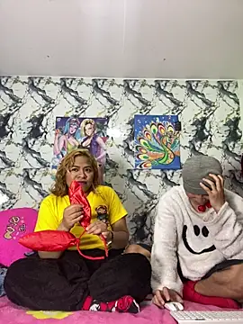 Snapshot of hot_lady19 chatting on October 25, 2025, 1:23 pm hot lady19 online show from October 25, 2025, 1:23 pm