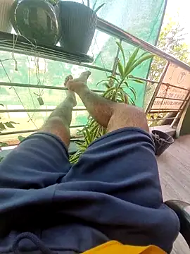 YoursThickDick online show from April 24, 2026, 4:25 am