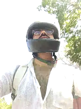 YoursThickDick online show from April 23, 2026, 5:58 am