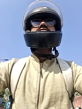 Snapshot of YoursThickDick chatting on December 15, 2025, 5:57 am YoursThickDick online show from December 15, 2025, 5:57 am