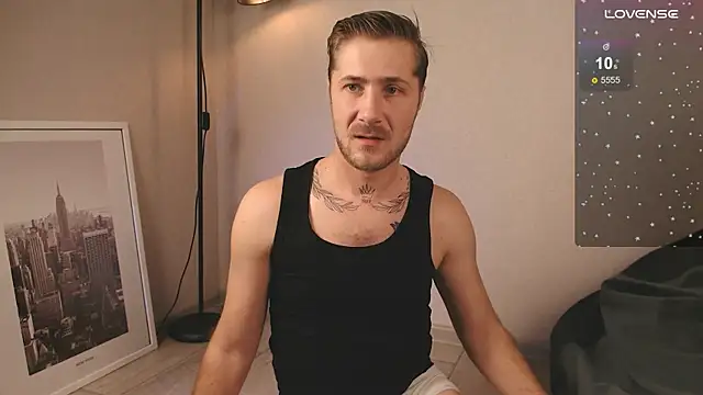 Snapshot of Mr_At_ chatting on January 6, 2026, 7:12 am Mr At online show from January 6, 2026, 7:12 am