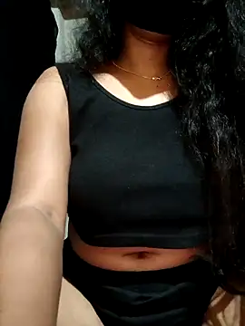 Snapshot of DiyaRoy49 chatting on November 24, 2025, 6:30 pm DiyaRoy49 online show from November 24, 2025, 6:30 pm