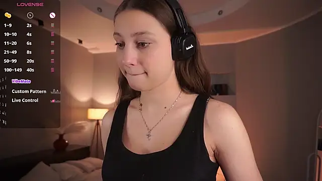 MercBoone online show from November 1, 2025, 8:57 pm