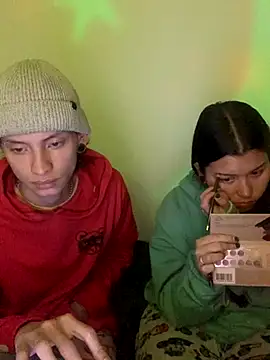 Snapshot of Karma_And_Sex chatting on November 30, 2025, 7:31 am Karma And Sex online show from November 30, 2025, 7:31 am