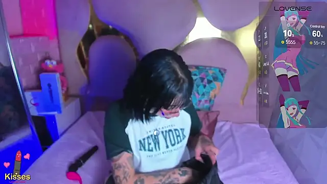 Niina Sissy online show from March 14, 2026, 3:12 am