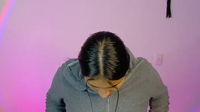 Snapshot of Linda_andrew chatting on February 26, 2026, 4:07 pm Linda andrew online show from February 26, 2026, 4:07 pm