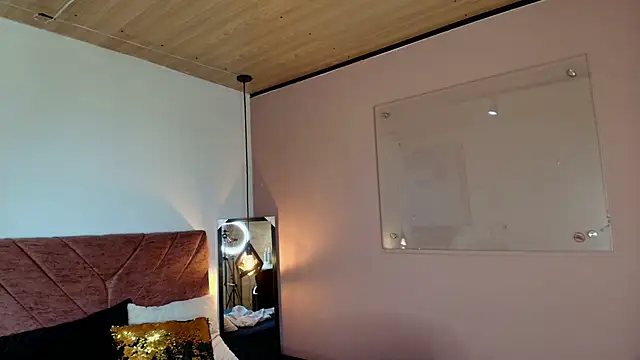 Snapshot of Hanna_Lee__ chatting on February 4, 2026, 7:31 pm Hanna Lee online show from February 4, 2026, 7:31 pm