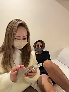 Snapshot of POMUPOMUPURIN2 chatting on December 23, 2025, 11:09 am POMUPOMUPURIN2 online show from December 23, 2025, 11:09 am