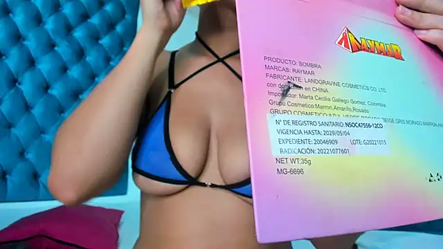 Snapshot of ZoeSantanna_ chatting on June 26, 2026, 7:42 pm ZoeSantanna online show from June 26, 2026, 7:42 pm