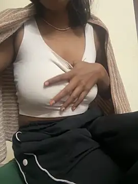 Snapshot of kissujaan chatting on November 6, 2025, 1:09 am kissujaan online show from November 6, 2025, 1:09 am