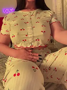 OnlyRima online show from February 7, 2026, 11:24 pm