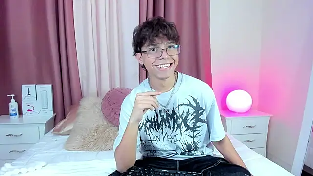 Snapshot of Honeymoon_sariel chatting on November 30, 2025, 8:53 pm Honeymoon sariel online show from November 30, 2025, 8:53 pm