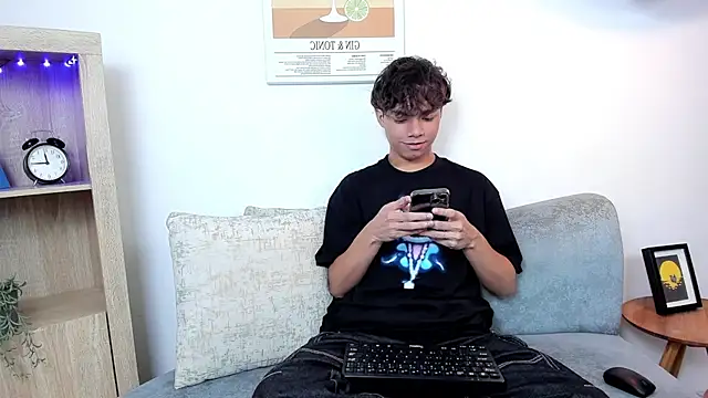 Snapshot of Honeymoon_sariel chatting on November 23, 2025, 7:46 pm Honeymoon sariel online show from November 23, 2025, 7:46 pm