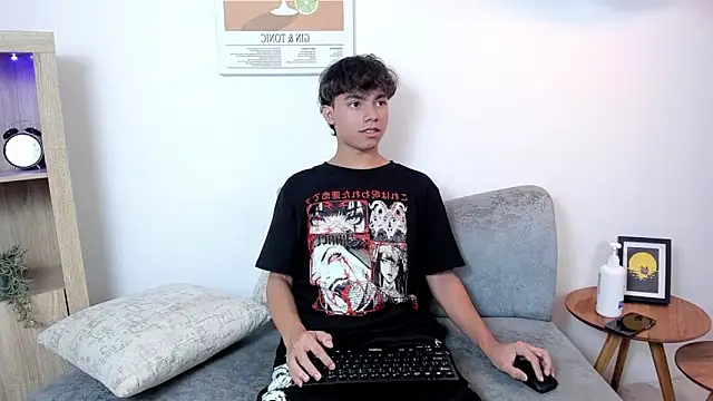 Snapshot of Honeymoon_sariel chatting on November 5, 2025, 8:23 pm Honeymoon sariel online show from November 5, 2025, 8:23 pm