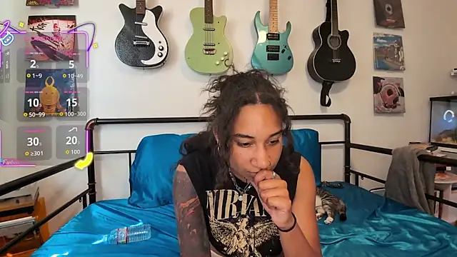 onlystrings online show from March 20, 2026, 10:00 pm