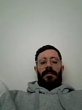 Snapshot of lolo7121 chatting on January 14, 2026, 2:20 pm lolo7121 online show from January 14, 2026, 2:20 pm