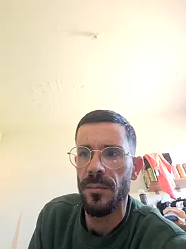 Snapshot of lolo7121 chatting on September 19, 2025, 9:46 am lolo7121 online show from September 19, 2025, 9:46 am