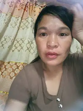 Snapshot of Chiop6 chatting on October 8, 2025, 2:35 am Chiop6 online show from October 8, 2025, 2:35 am