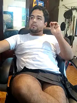 Hotknight online show from December 19, 2025, 2:52 pm