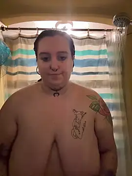 vanessraine online show from January 7, 2026, 6:07 am