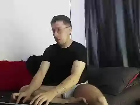 Letorres96 online show from April 19, 2026, 4:46 am