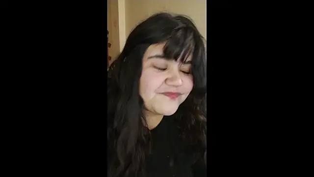 Snapshot of Mica_bonitaa chatting on November 2, 2025, 12:48 am Mica bonitaa online show from November 2, 2025, 12:48 am