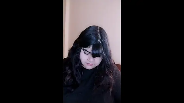 Snapshot of Mica_bonitaa chatting on November 3, 2025, 10:41 am Mica bonitaa online show from November 3, 2025, 10:41 am