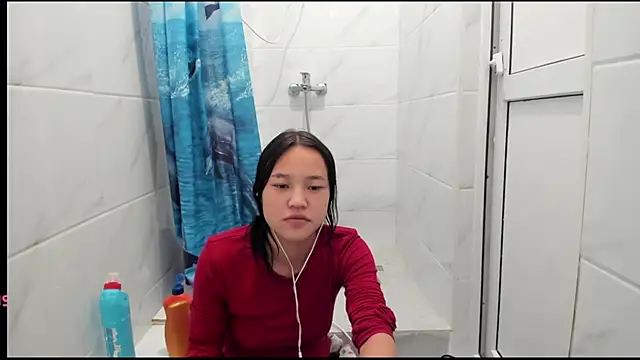 Snapshot of soska26 chatting on September 19, 2025, 3:27 pm soska26 online show from September 19, 2025, 3:27 pm