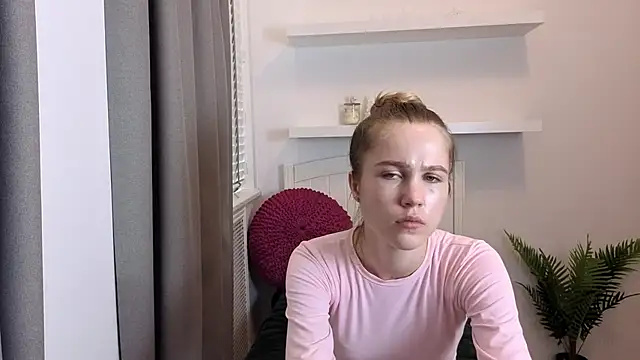 Spicy Lexi online show from April 2, 2026, 2:46 pm