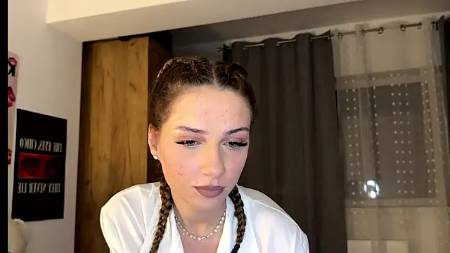 ScarlettSmithX online show from April 13, 2026, 2:59 am