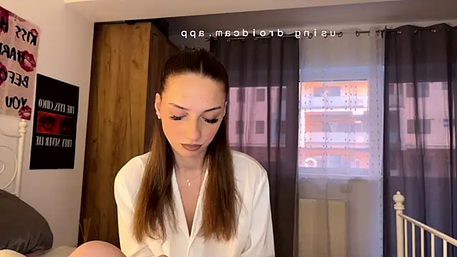 ScarlettSmithX online show from April 19, 2026, 3:40 am