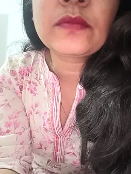 CUTE-PX online show from March 18, 2026, 2:19 pm