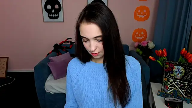 EllaSteele online show from October 25, 2025, 8:53 pm