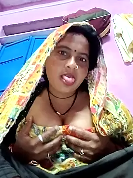 Hot komal1 online show from November 26, 2025, 9:15 pm