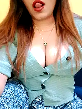 Suhana Darling online show from November 3, 2025, 10:46 pm