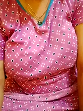 Snapshot of Suhana_Darling chatting on December 22, 2025, 9:48 pm Suhana Darling online show from December 22, 2025, 9:48 pm