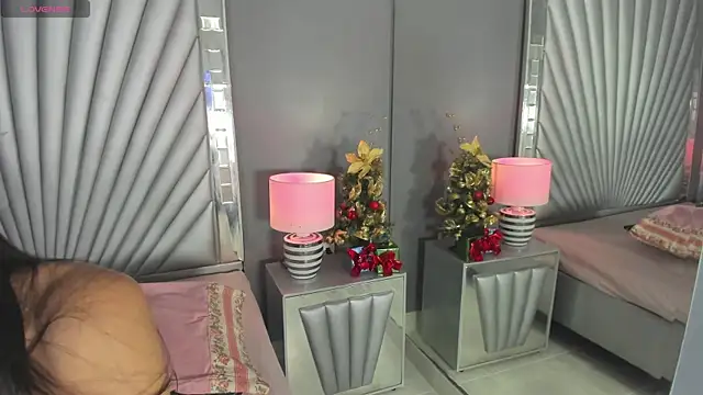 Snapshot of AmyBlackwood chatting on December 3, 2025, 3:51 am AmyBlackwood online show from December 3, 2025, 3:51 am