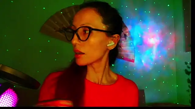 KiotoShine online show from October 30, 2025, 8:06 pm