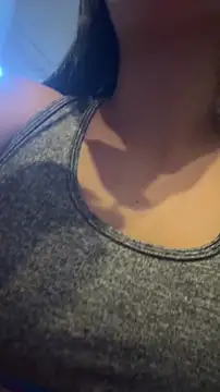 IsabellaaHill  online show from September 27, 2025, 2:12 pm