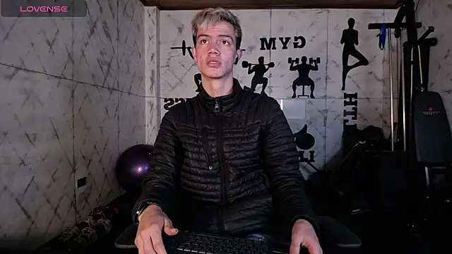 nicktorn online show from November 26, 2025, 12:49 pm