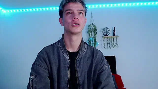 nicktorn online show from April 22, 2026, 1:51 pm