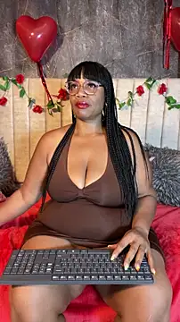 Snapshot of aranzzalatin chatting on February 10, 2026, 11:37 pm aranzzalatin online show from February 10, 2026, 11:37 pm