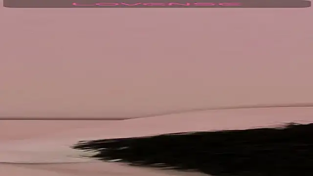 LeylaWoods online show from September 13, 2025, 12:49 pm